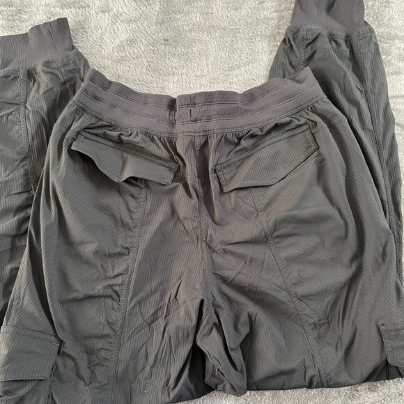 Lululemon Dance Studio Relaxed Fit Mid Rise Cargo Jogger Pants SMALL Womens Gray - Picture 6 of 7